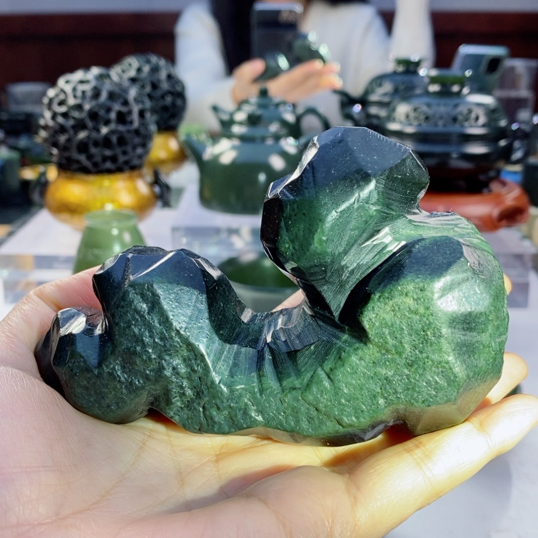和田玉（青玉）摆件未镶嵌