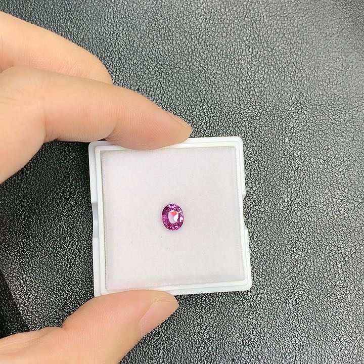 蓝宝石裸石未镶嵌无烧1.15克拉