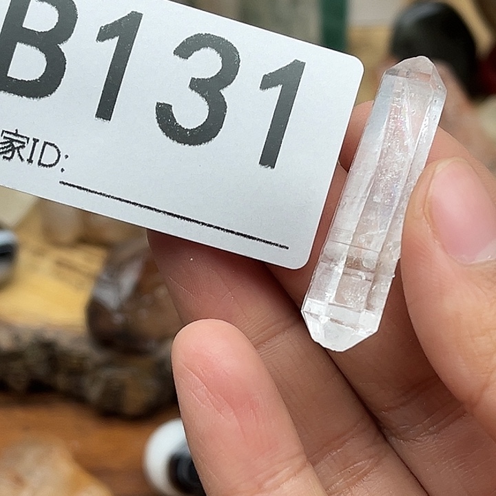 盈***盈珠宝半成品水晶未镶嵌默认微瑕