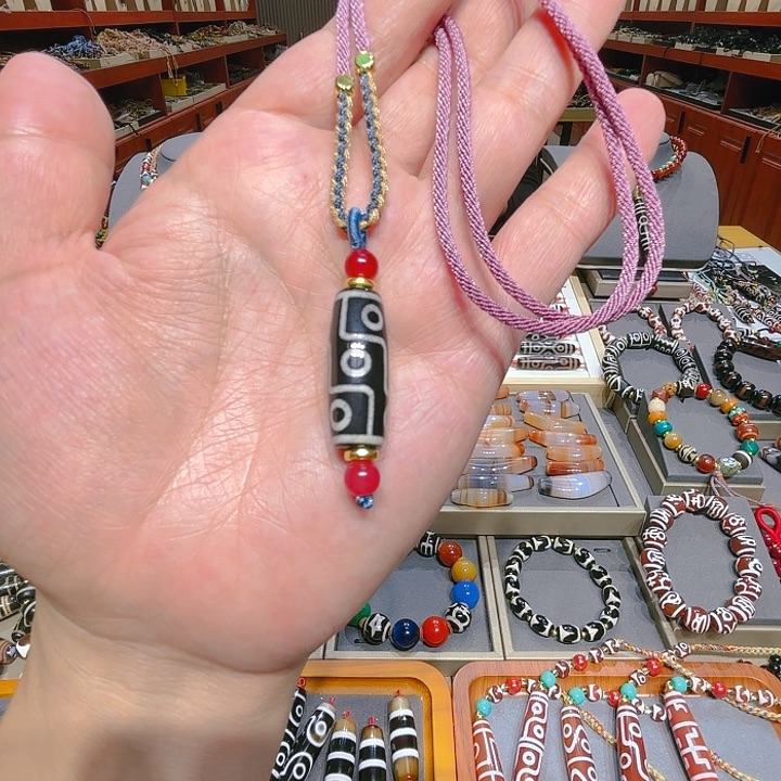 未镶嵌玛瑙/玉髓珠宝奇石