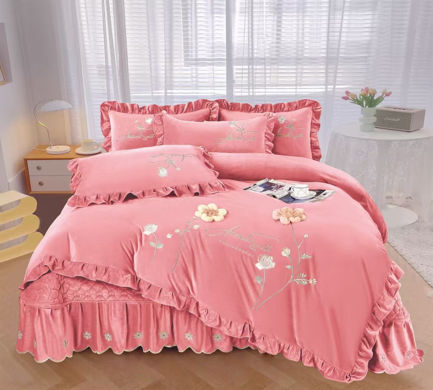 冬季新款韩版绣花床盖四件套 --悦枝