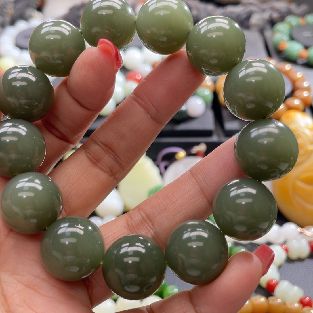 和田玉手串未镶嵌