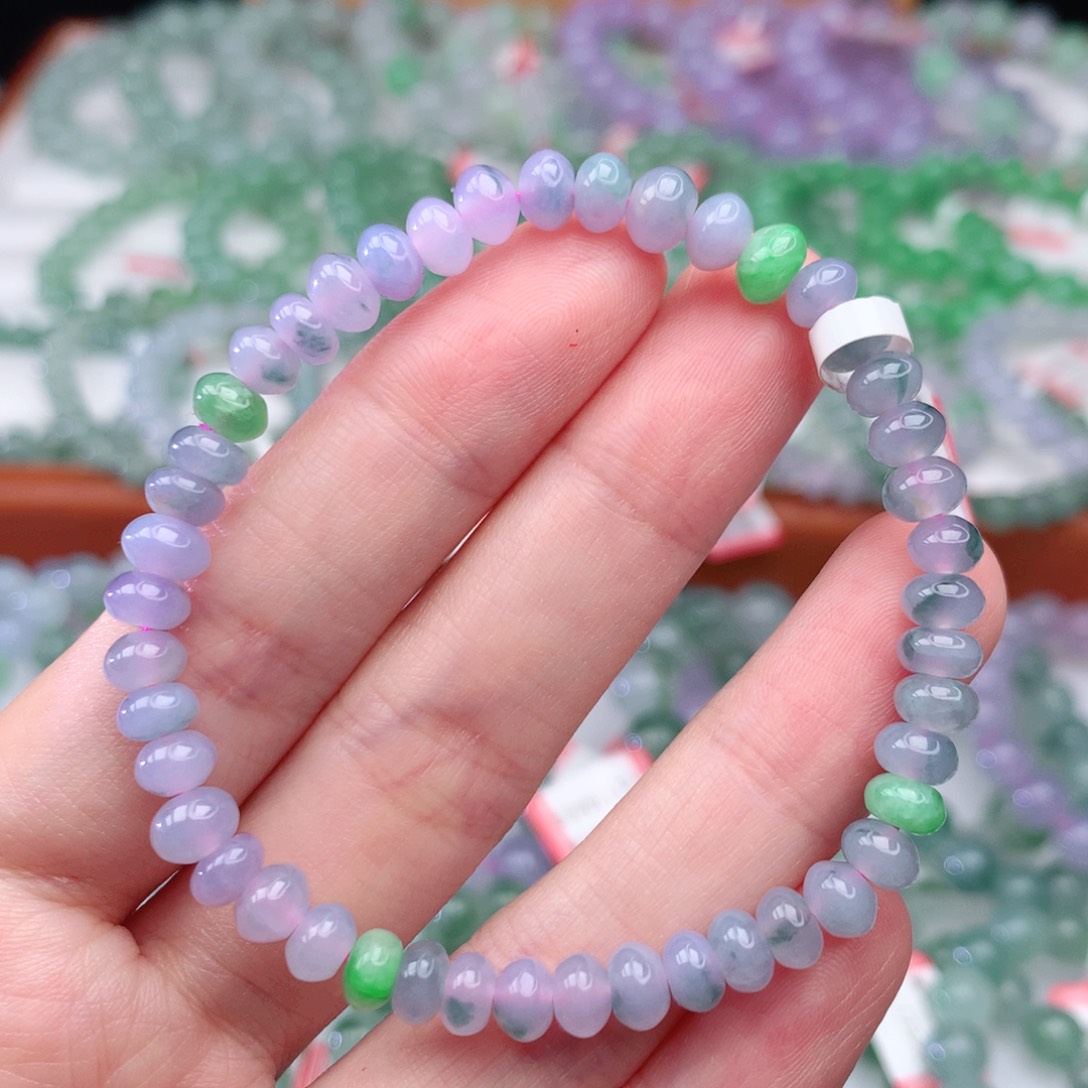 翡翠手链未镶嵌翡翠