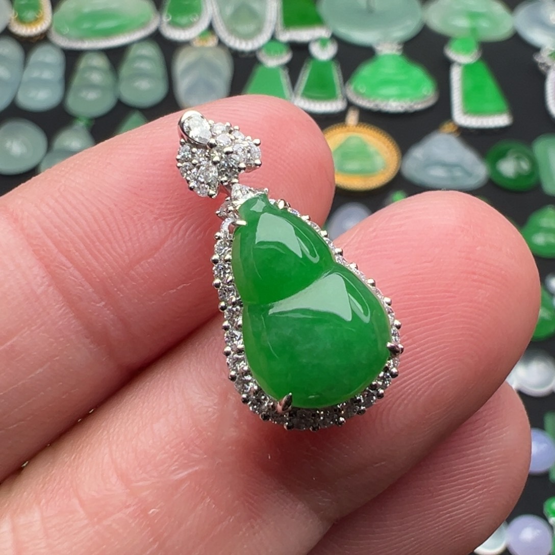 翡翠颈饰18K金镶嵌葫芦12.8