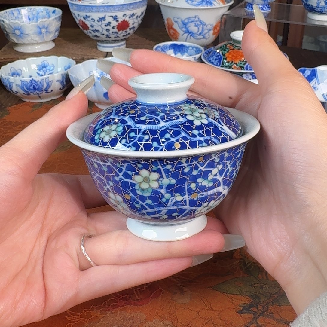 元煦斗彩描金冰梅盖碗