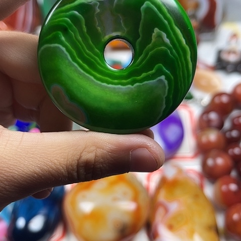 玛瑙/玉髓耳环未镶嵌