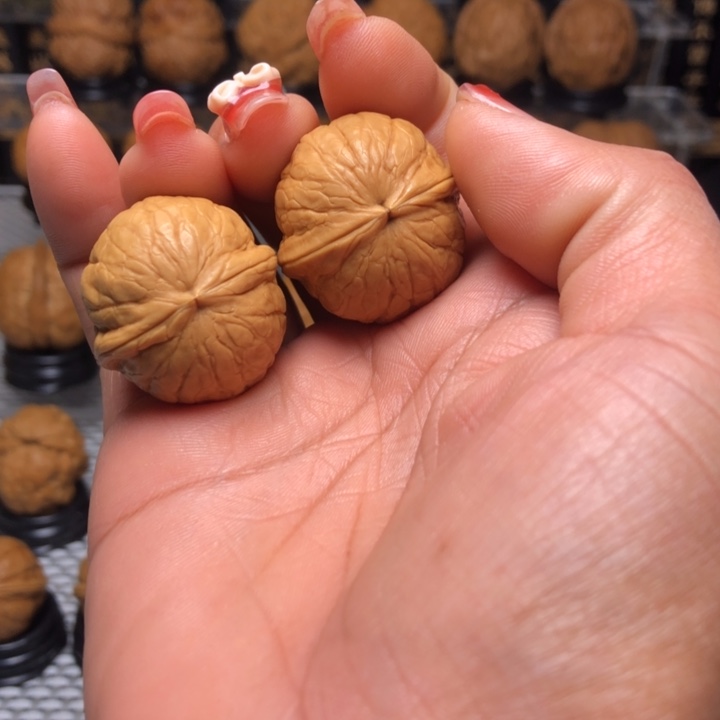 橄榄核把件2西瓜球