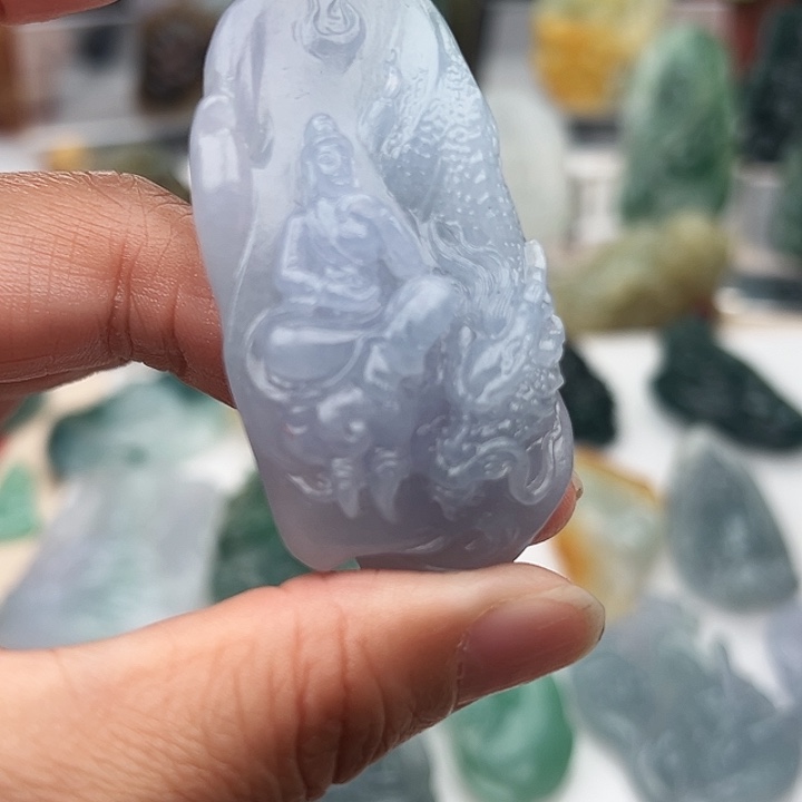 定制翡翠未镶嵌御龙观音