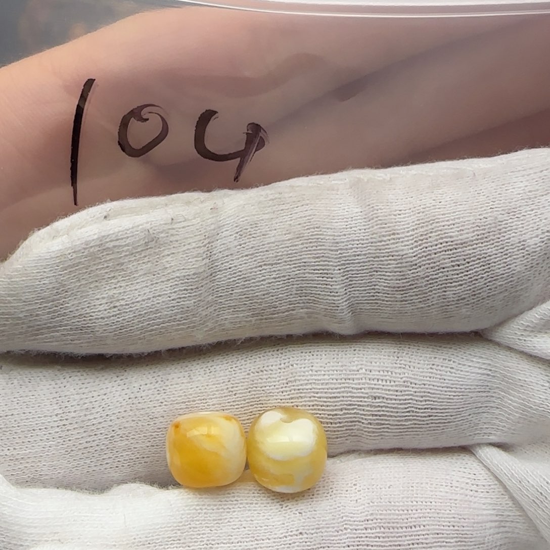 琥珀裸石未镶嵌琥珀蜜蜡