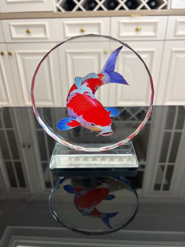 内雕水晶锦鲤摆件