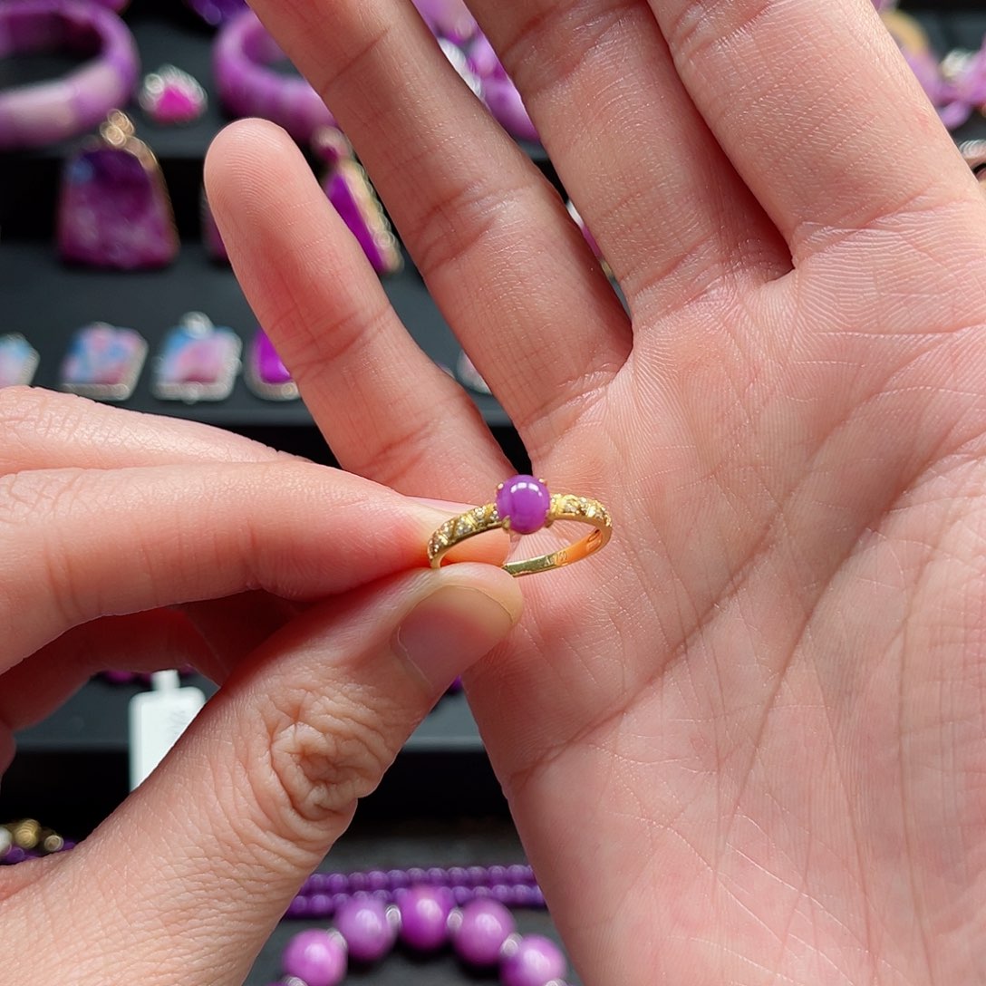 苏纪石（舒俱来）戒指18K金镶嵌