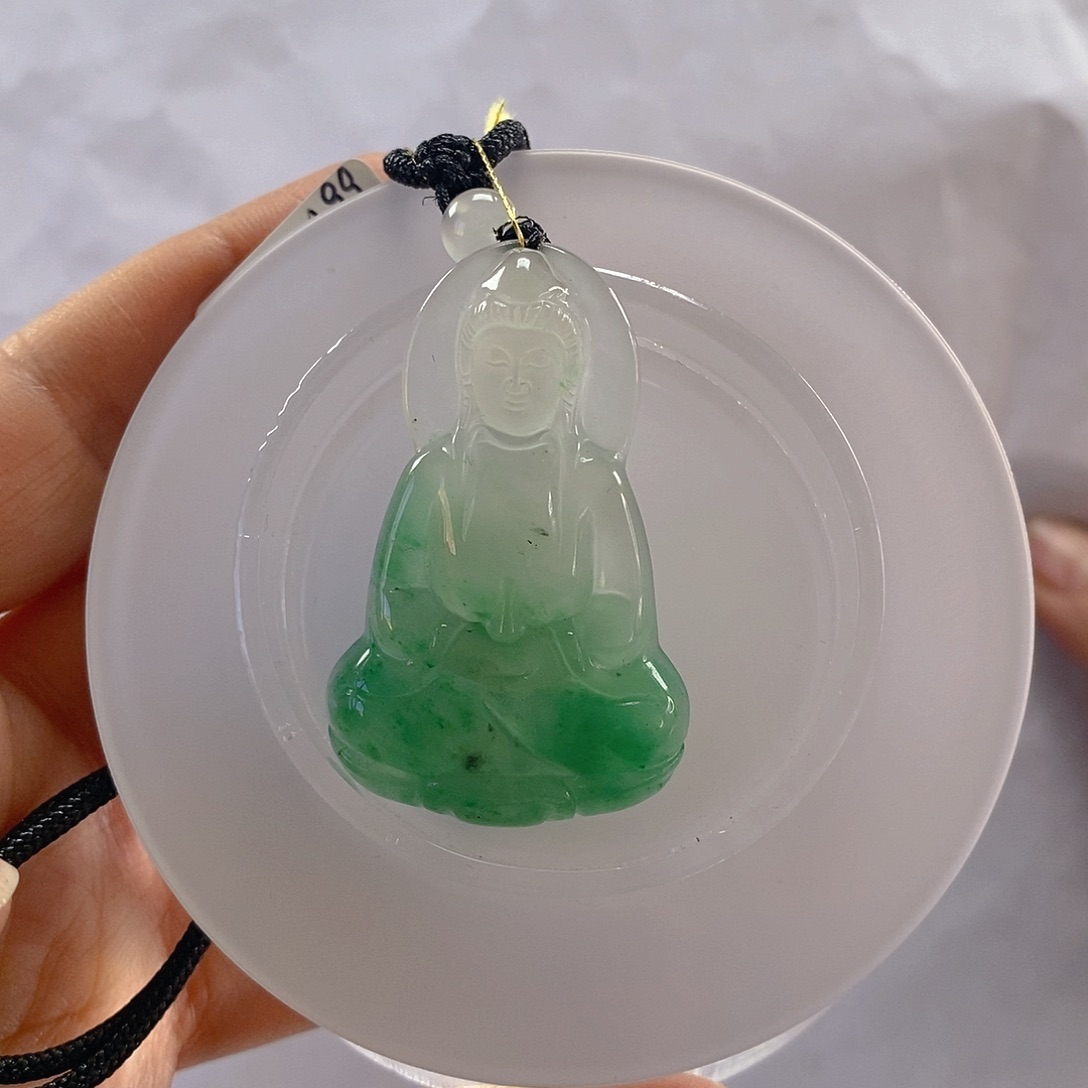 石英质玉颈饰未镶嵌