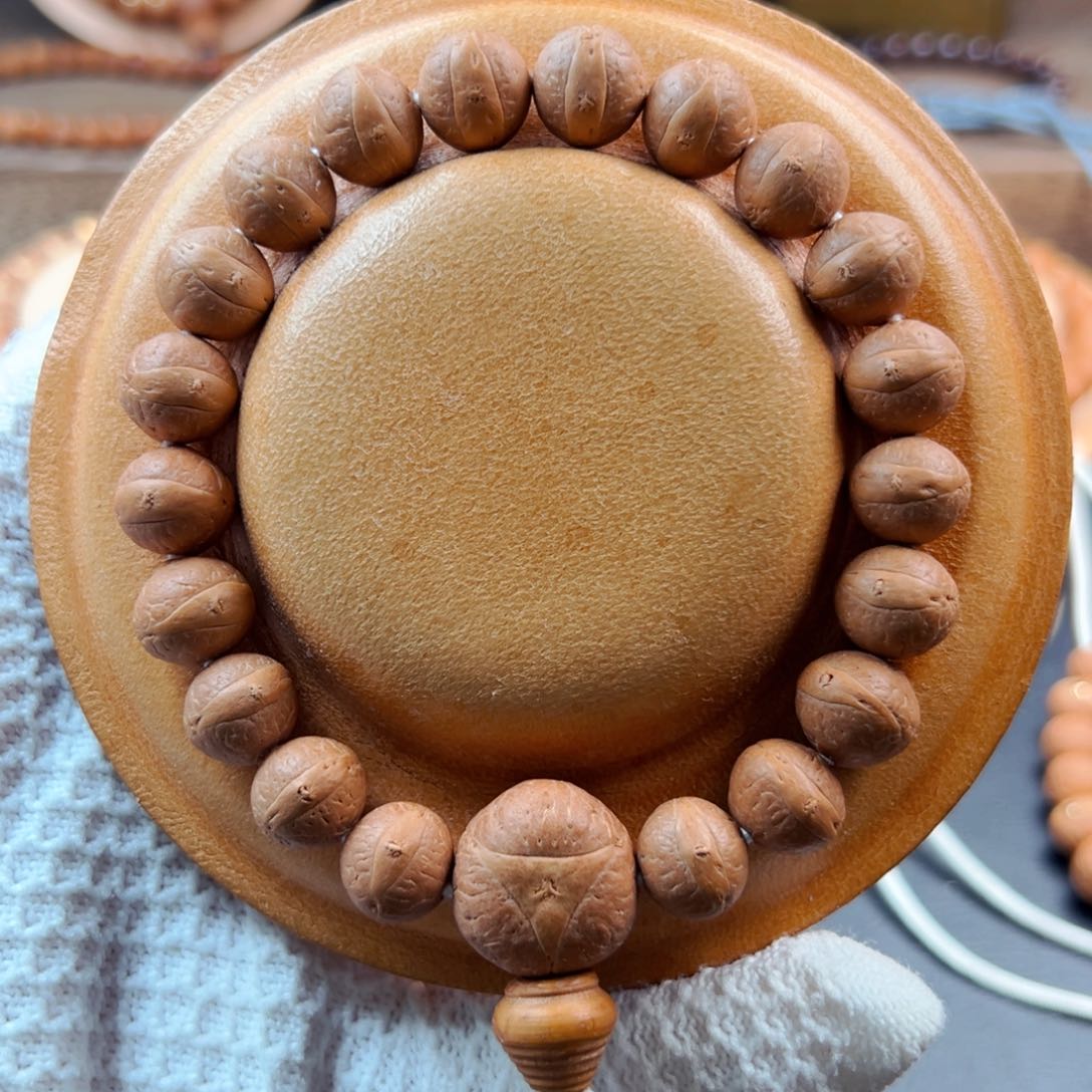 手串凤眼菩提12mm单仓铁籽