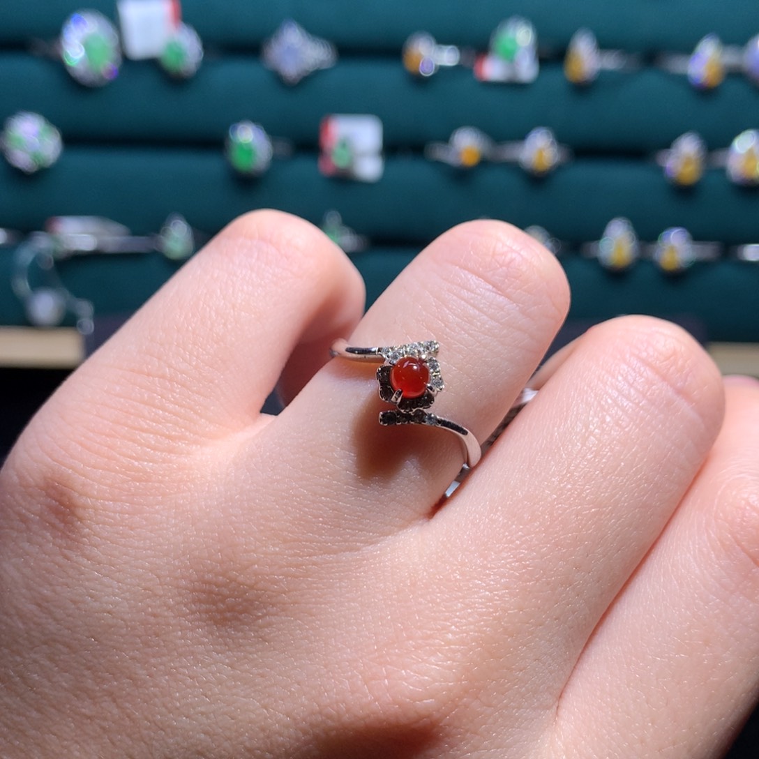 翡翠戒指银S925镶嵌天然翡翠