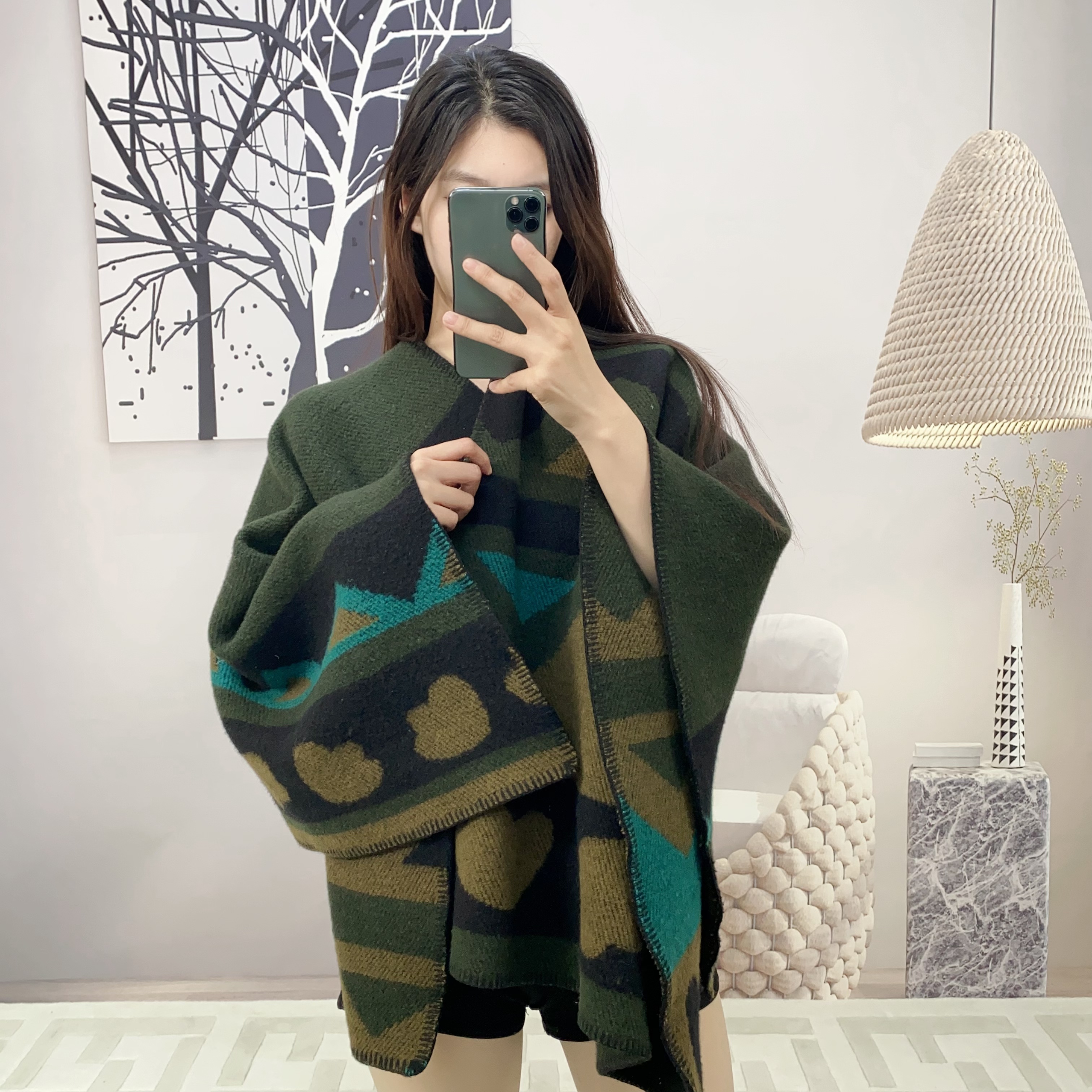 95新 BURBERRY/博柏利 麦殿/披风衣服/240901FJJTD06