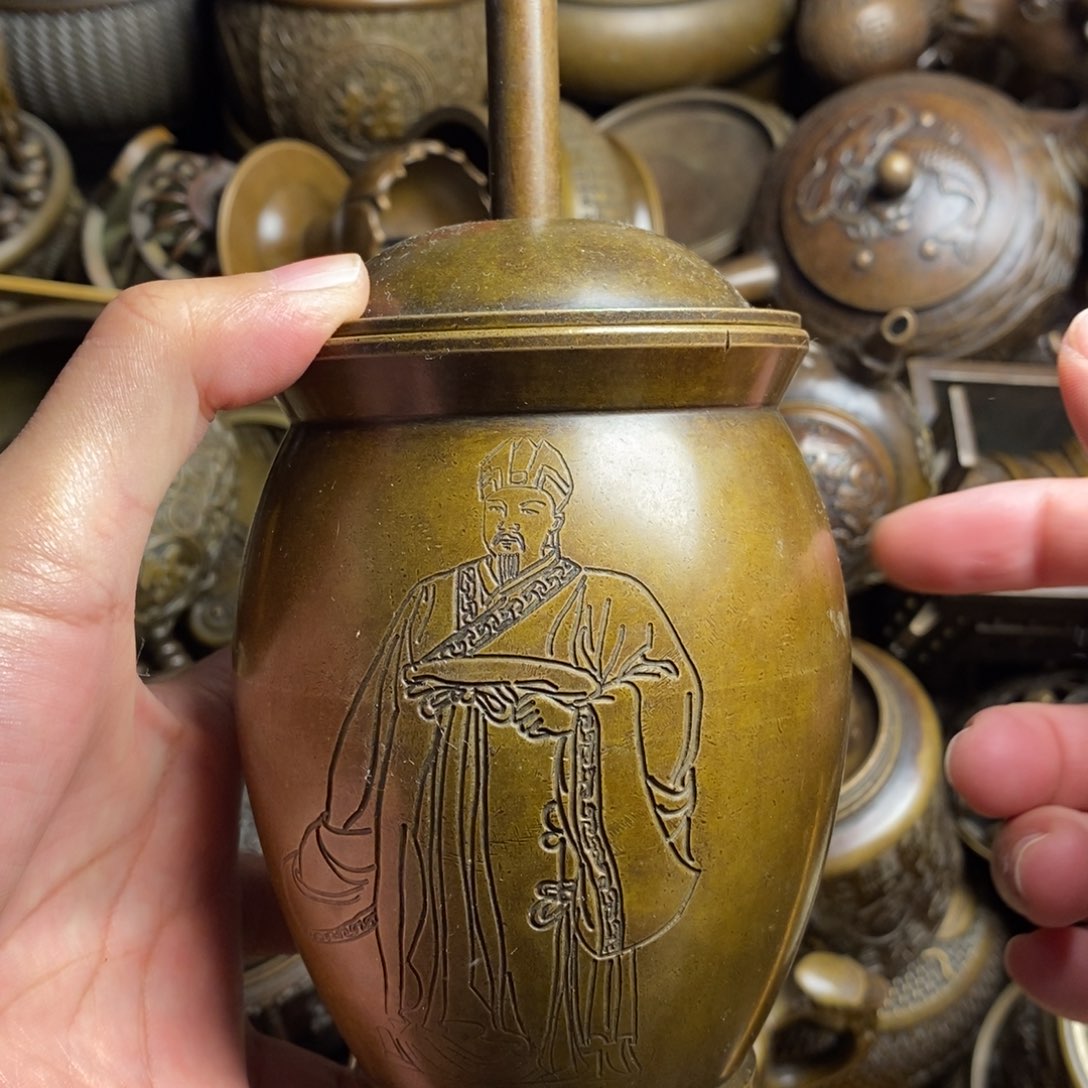 精美铜器做工精良