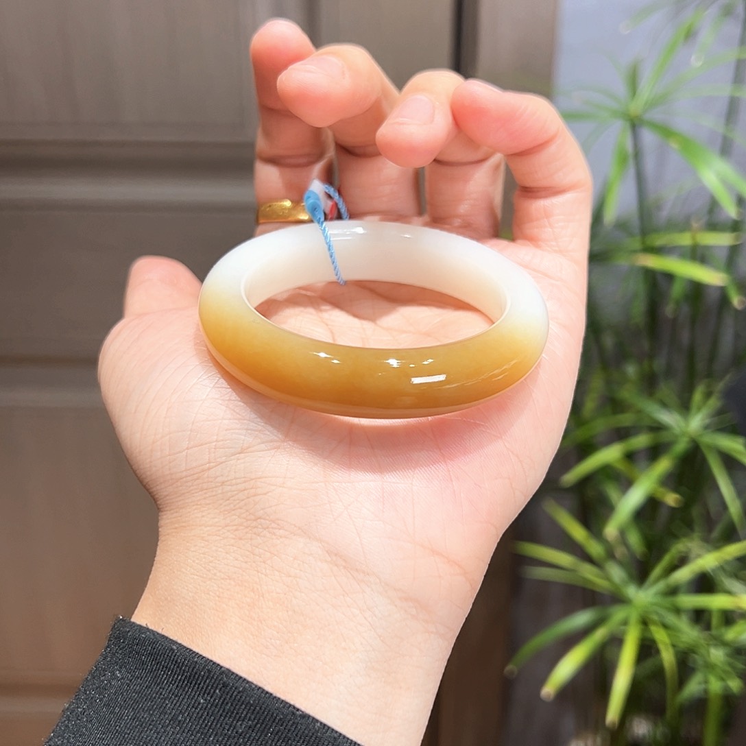 和田玉手镯52.53未镶嵌