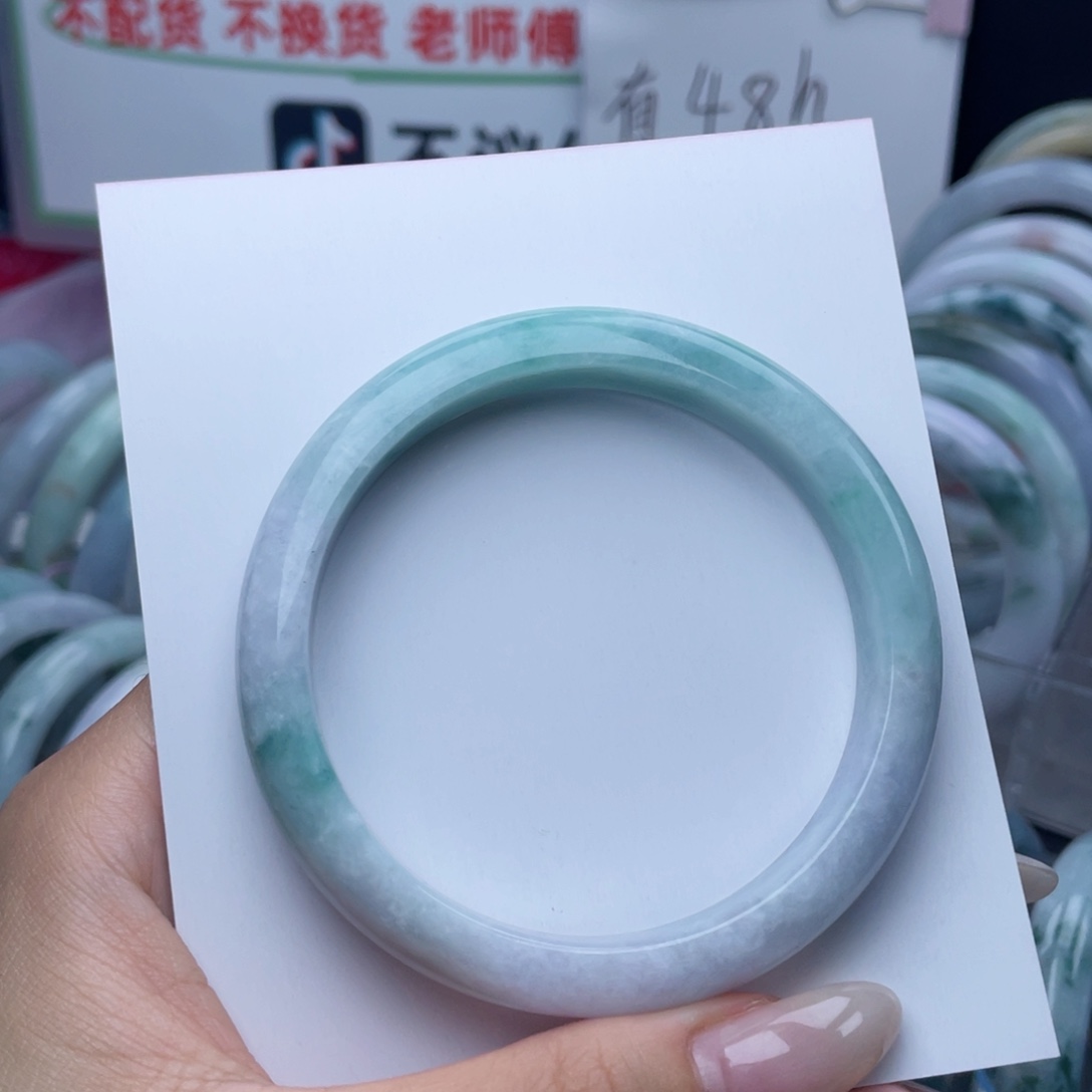 翡翠未镶嵌手镯60圈