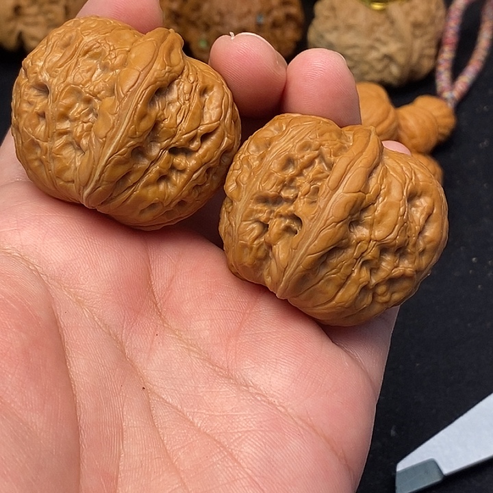 龙脊菩提吊坠元宝