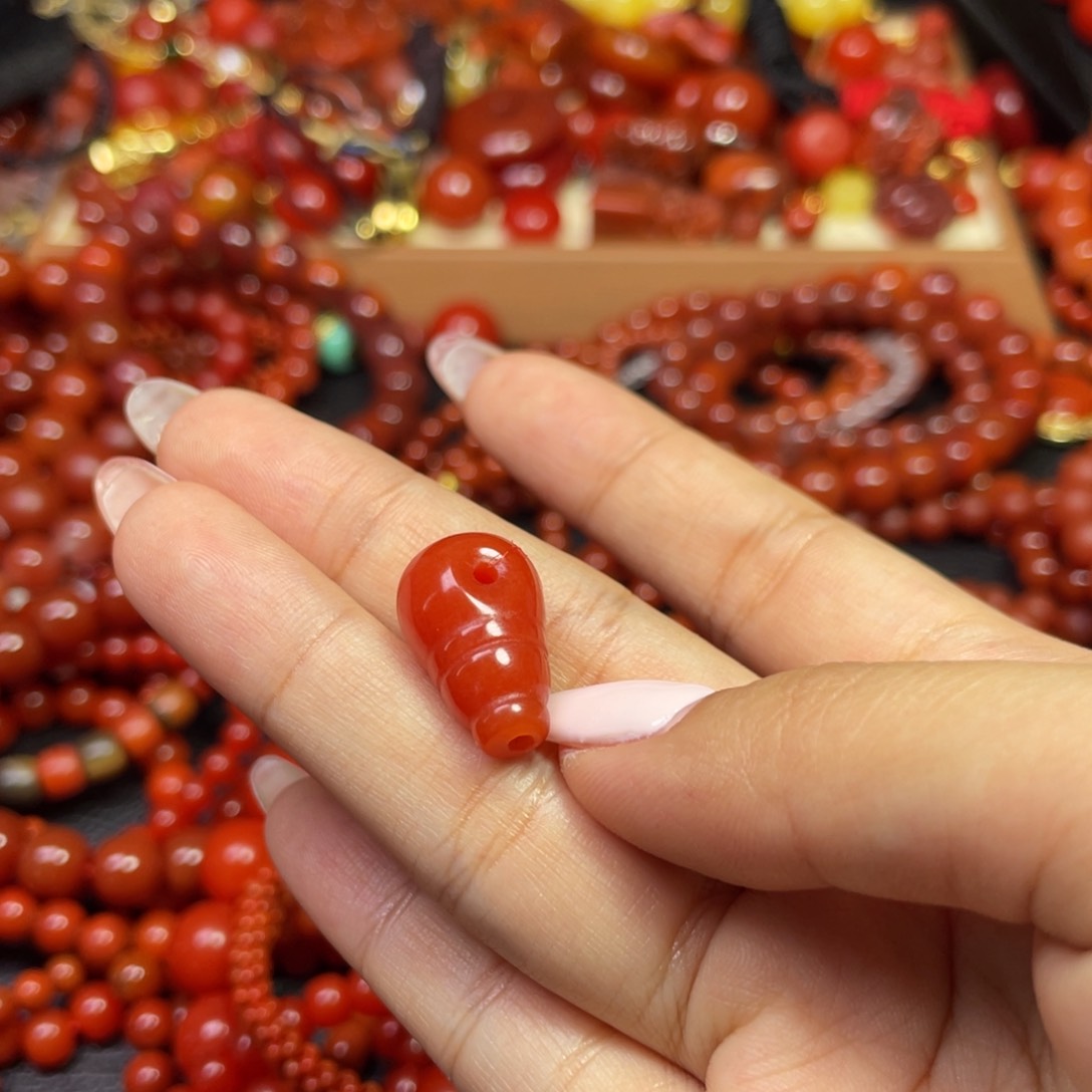 南红玛瑙颈饰未镶嵌三*七