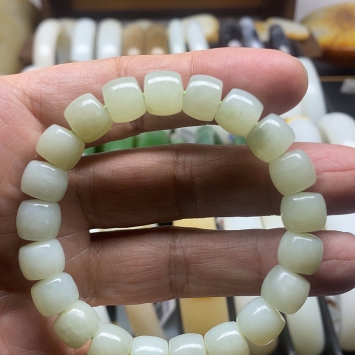 和田玉未镶嵌手链