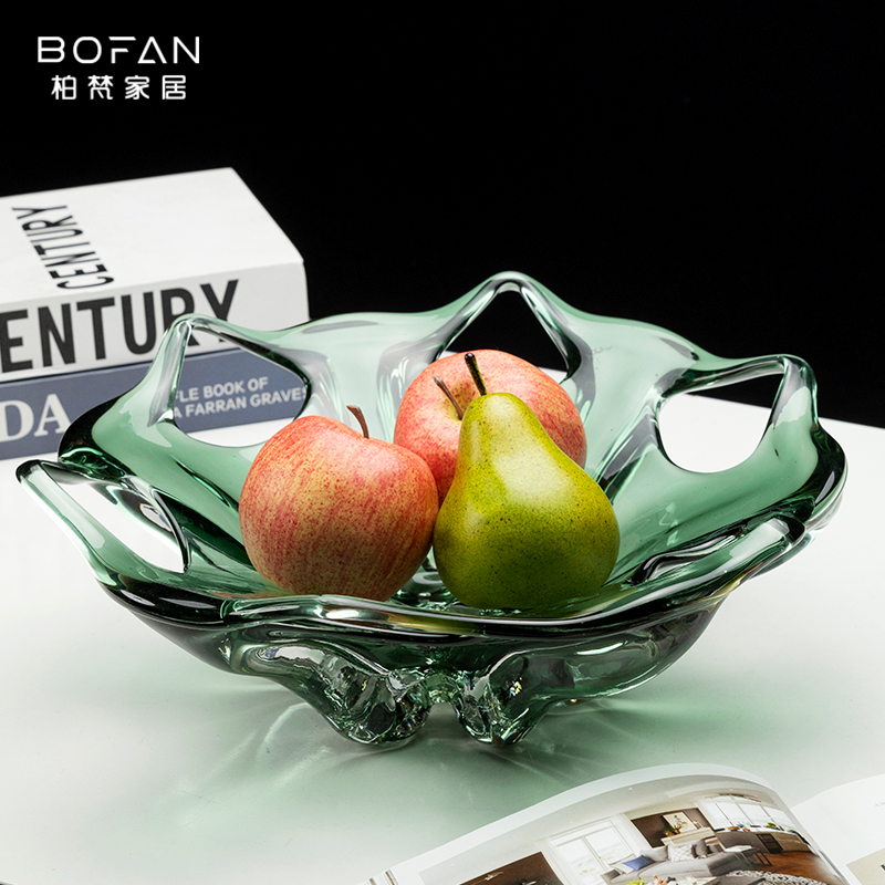 bofan/柏梵现代轻奢高档琉璃果盘新款茶几家用镂空设计干果盘摆件