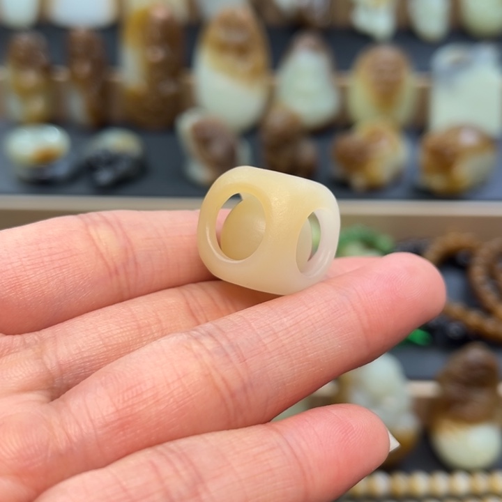 和田玉（糖玉）未镶嵌颈饰开**活定制