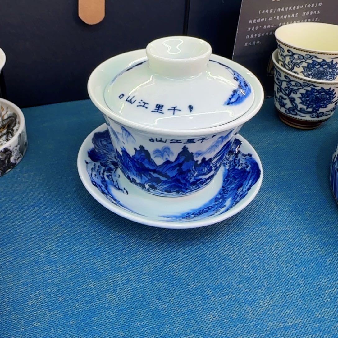 这些盖碗真好看！！！