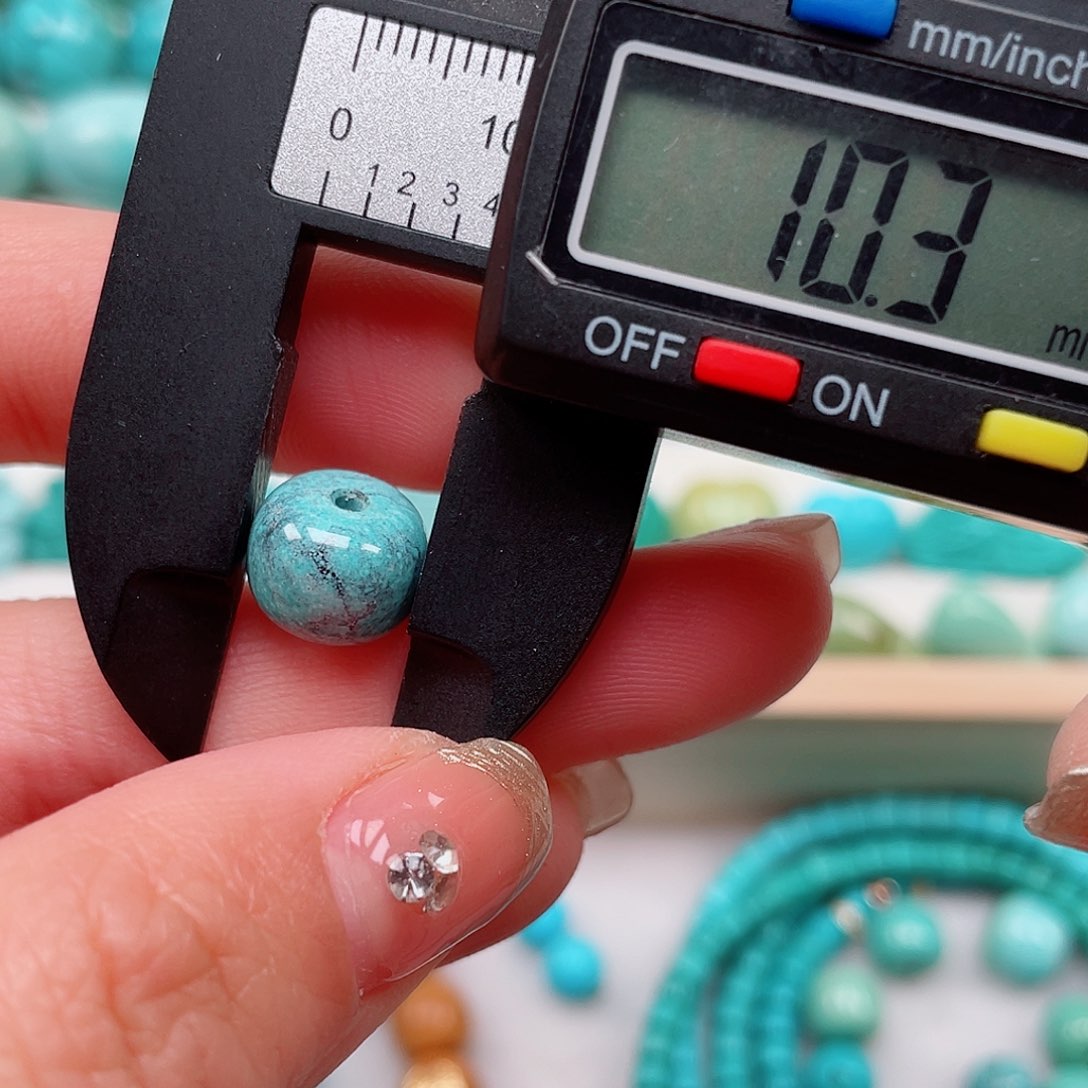 绿松石配饰未镶嵌