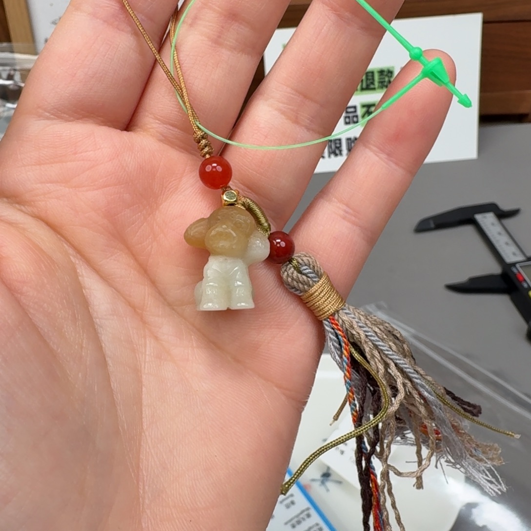 和田玉未镶嵌颈饰251213回流