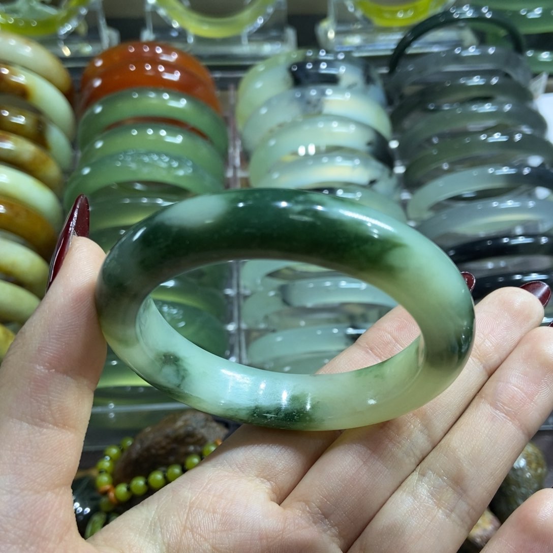 蛇纹石玉手镯未镶嵌5354微瑕