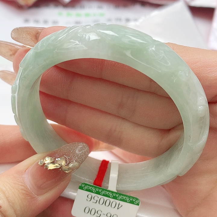翡翠手镯未镶嵌缅甸天然A货翡翠