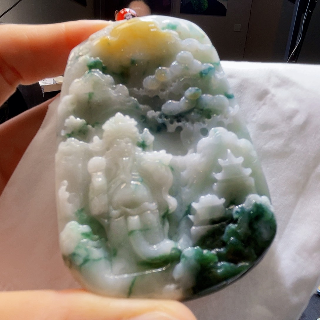 颈饰未镶嵌翡翠一