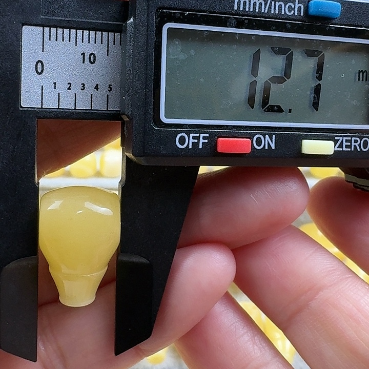 蜜蜡未镶嵌裸石15杂