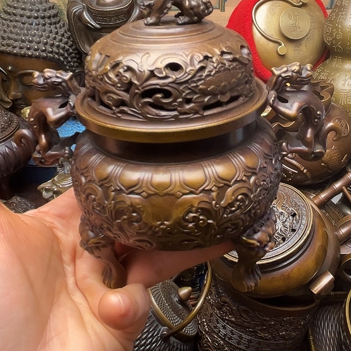 铜器摆件老王直播间