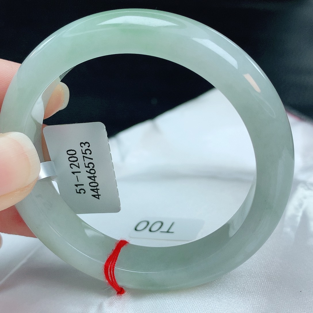 翡翠手镯未镶嵌缅甸天然A货翡翠手镯