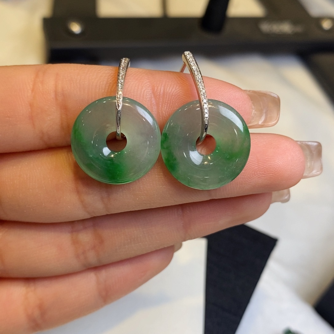 翡翠耳饰18K金镶嵌甜甜圈耳包