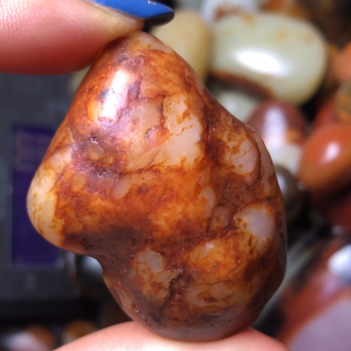 和田玉未镶嵌珠宝奇石