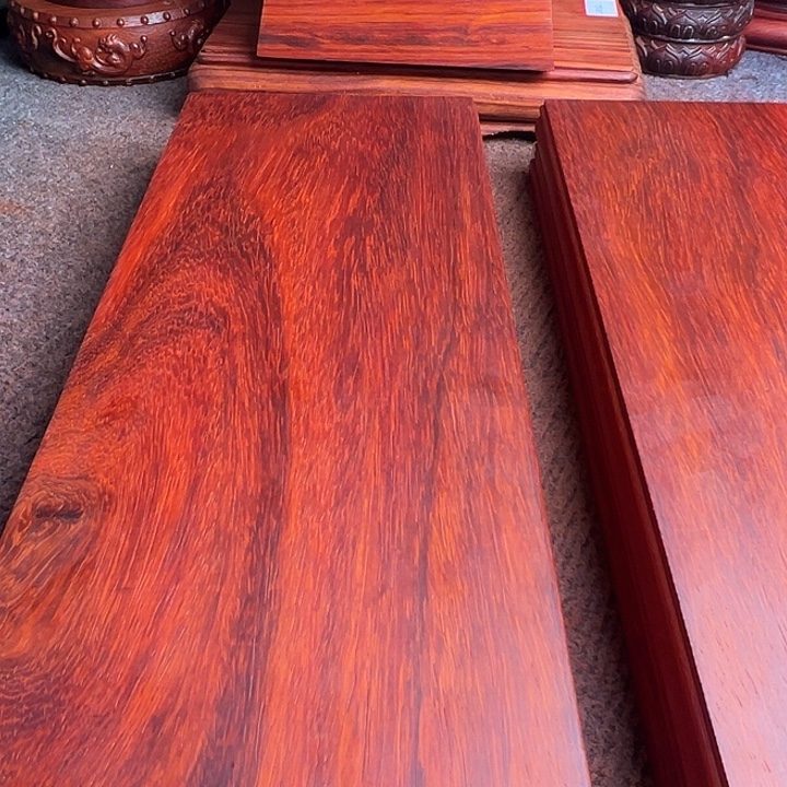 虎***哥非洲紫檀（红花梨）