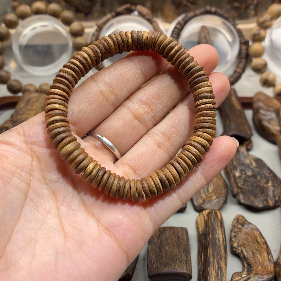 沉香沉香碎屑土沉