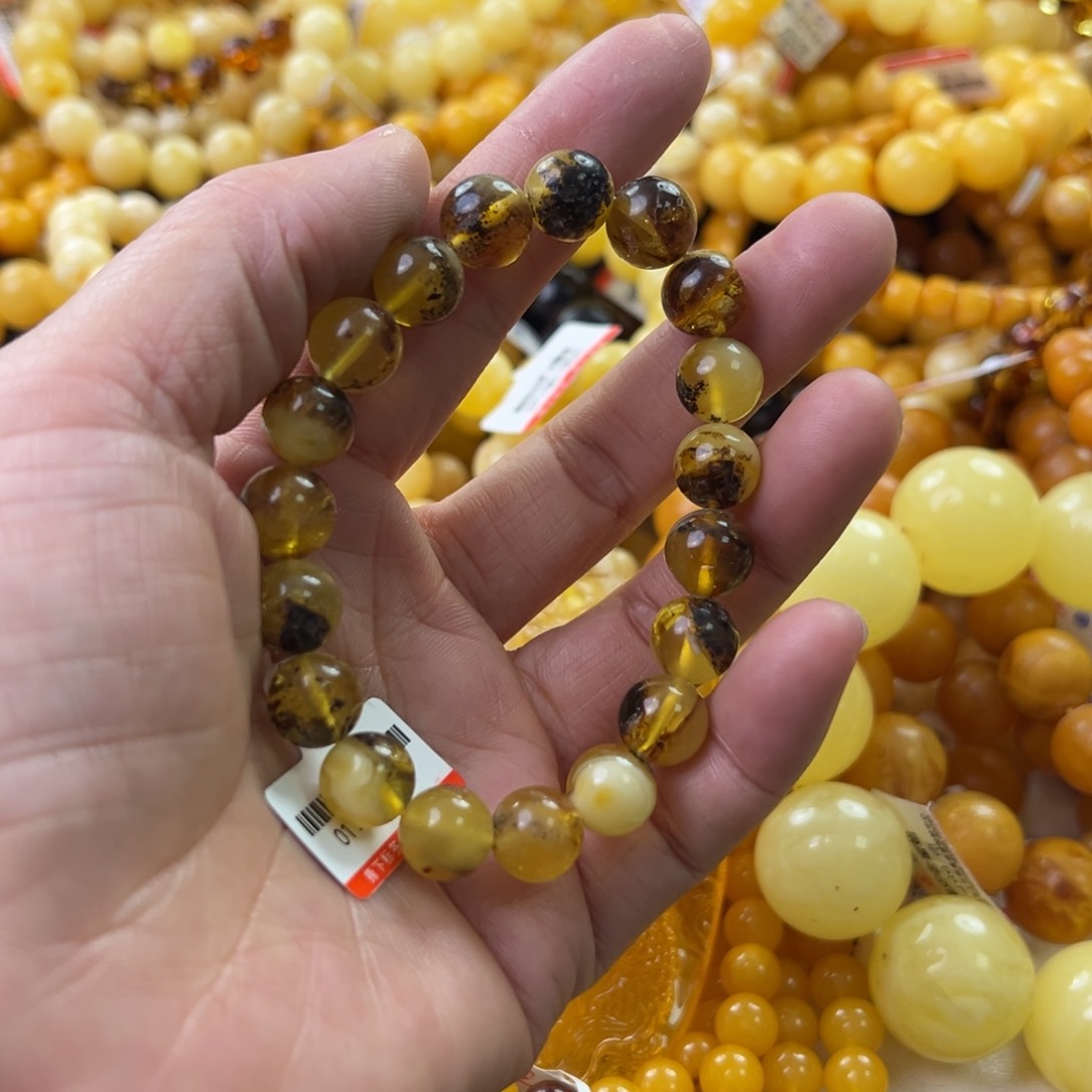 琥珀珠宝奇石未镶嵌