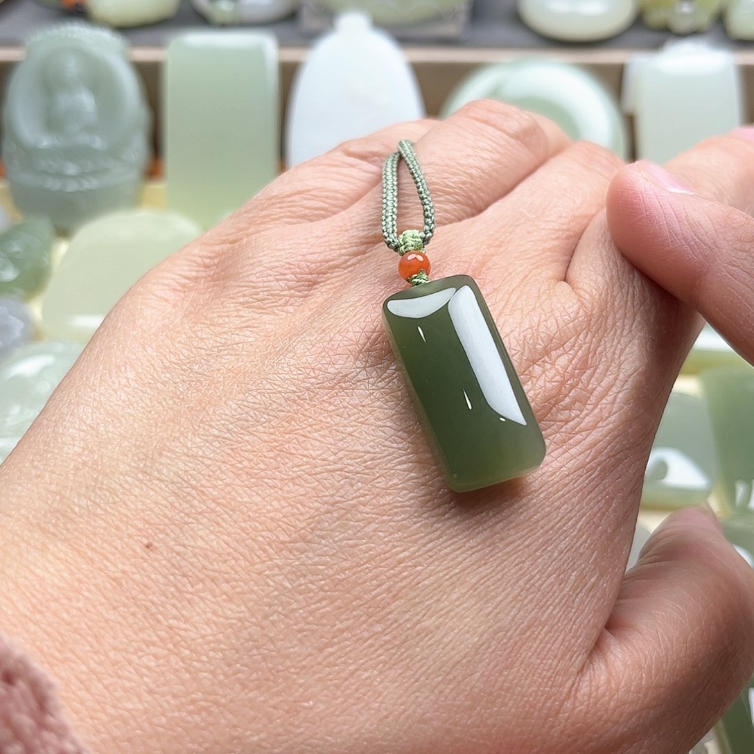 和田玉挂件未镶嵌