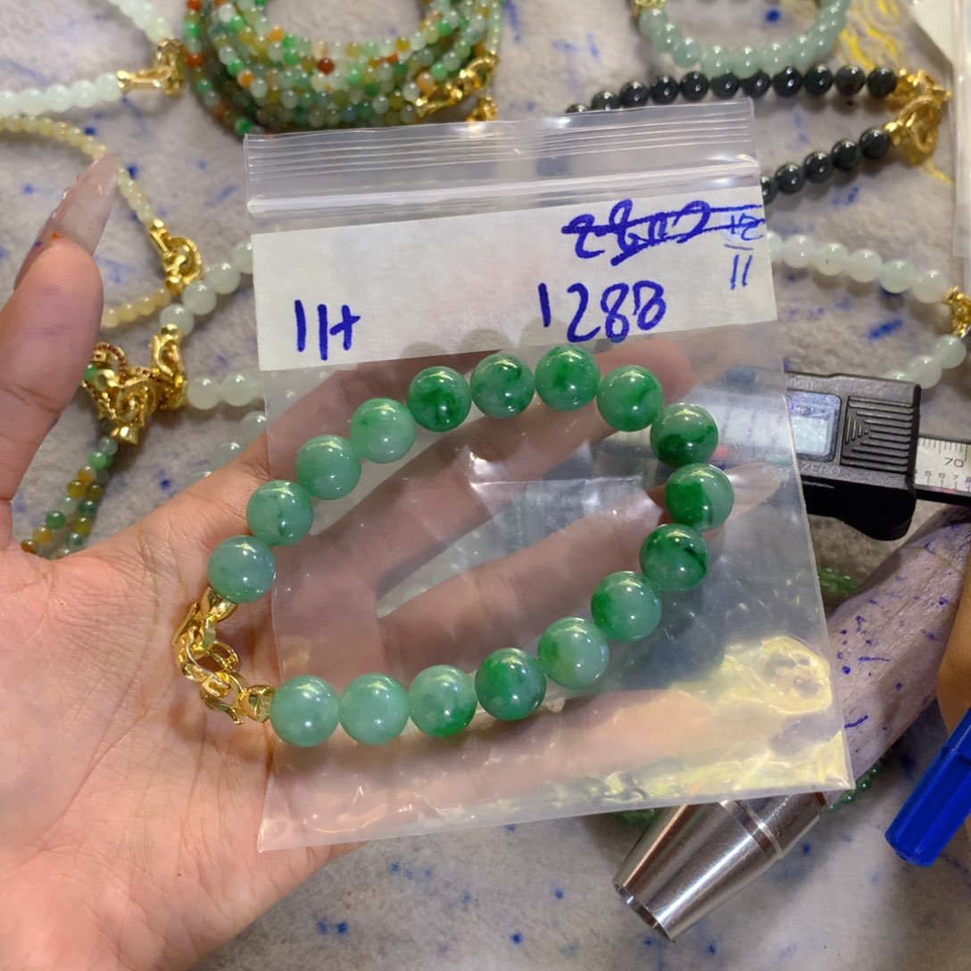 未镶嵌定制翡翠天然缅甸翡翠多样性