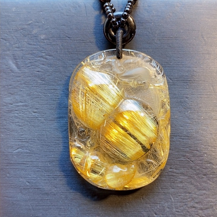 颈饰未镶嵌发晶天然金发晶满顺发生肖龙无事牌