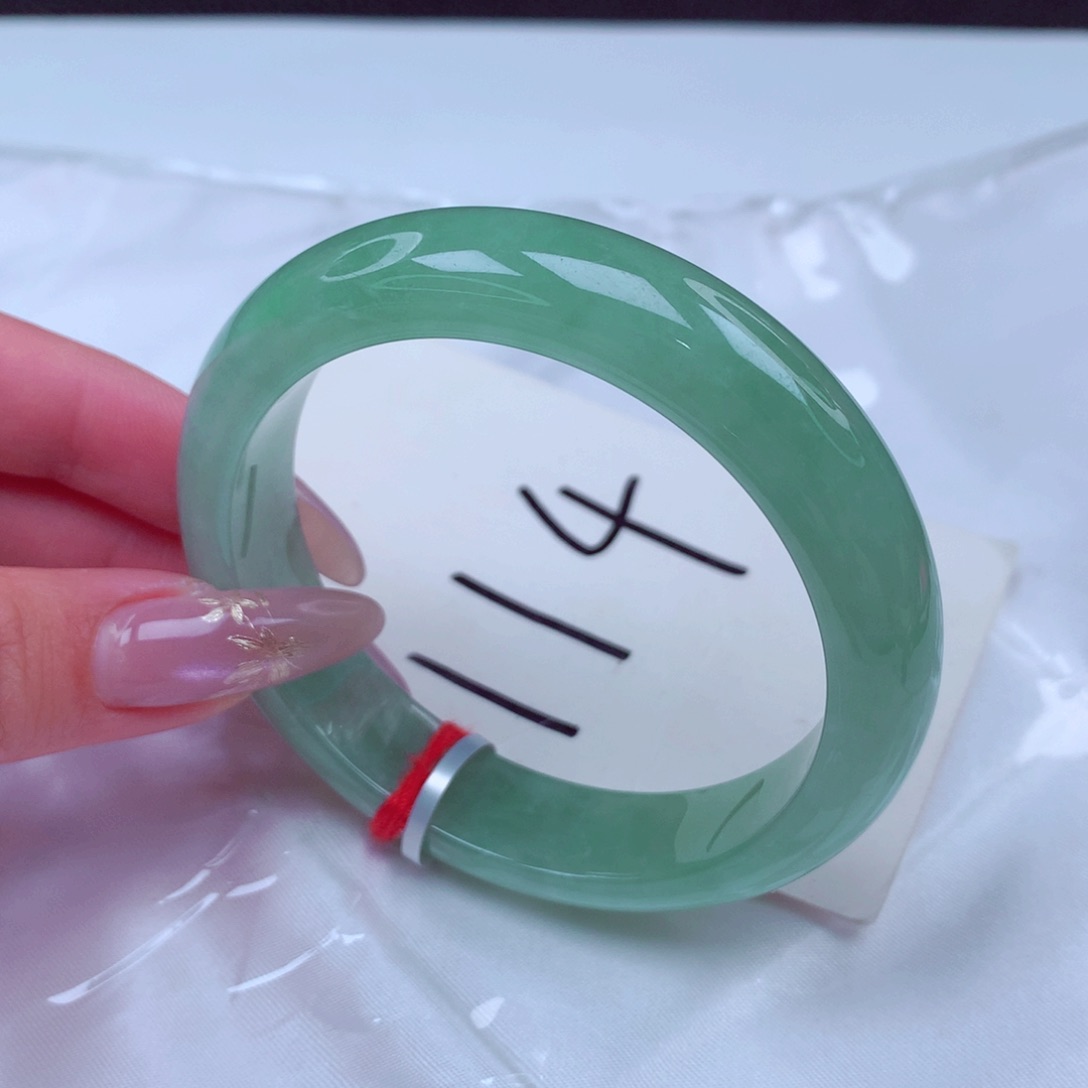 翡翠手镯未镶嵌翡翠55