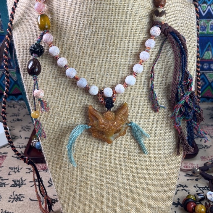 玛瑙/玉髓未镶嵌颈饰