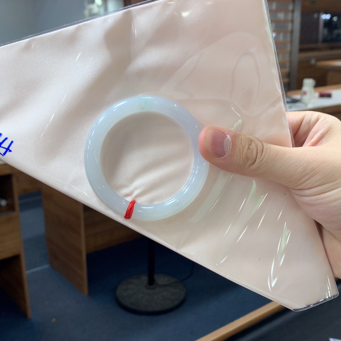 翡翠未镶嵌手镯翡翠