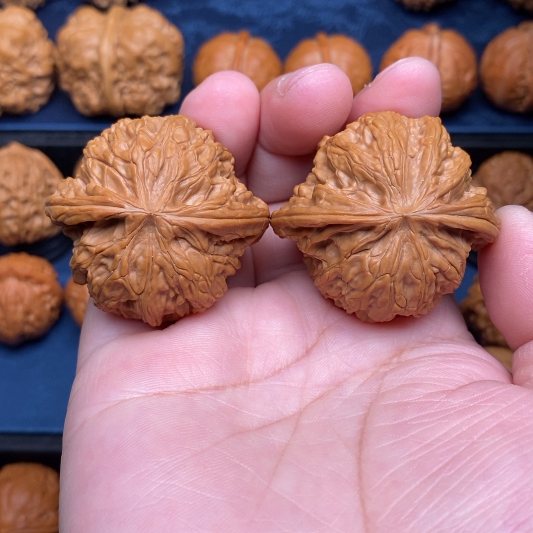 文玩核桃把件手捻野生磨盘