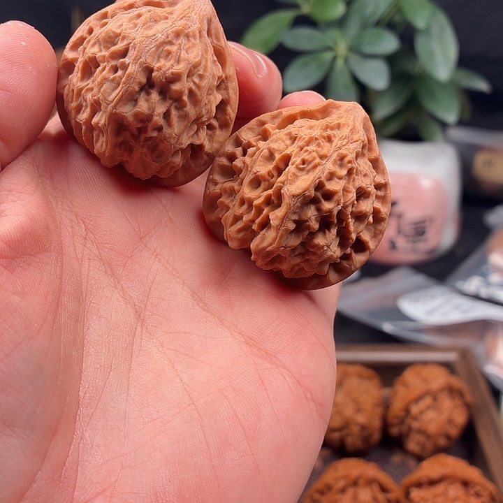 文玩核桃吊坠仙台