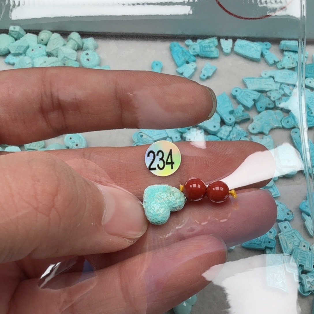 南红玛瑙未镶嵌珠宝奇石